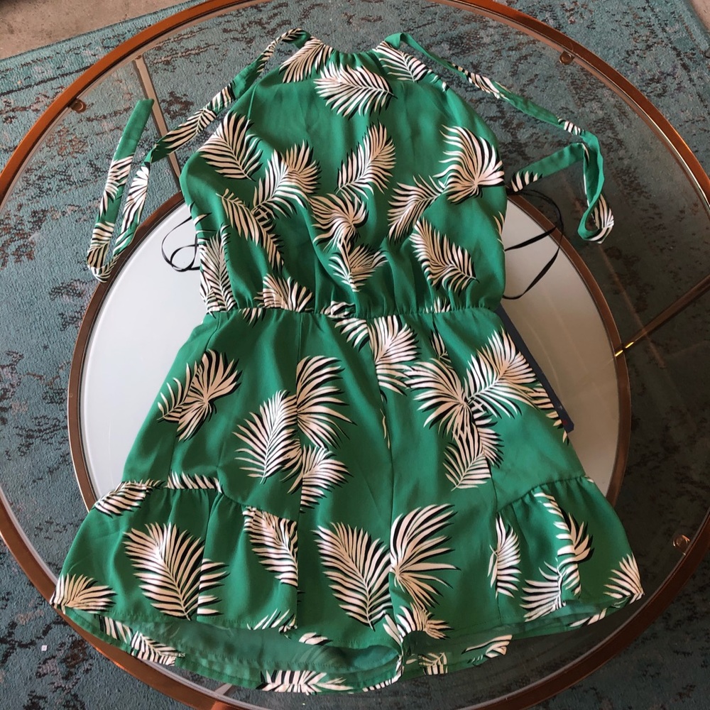 Tropical Halter Ruffle Romper - Picture 7 of 8